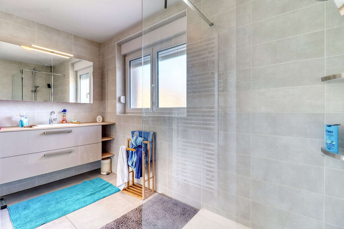 Maison à WEYERSHEIM