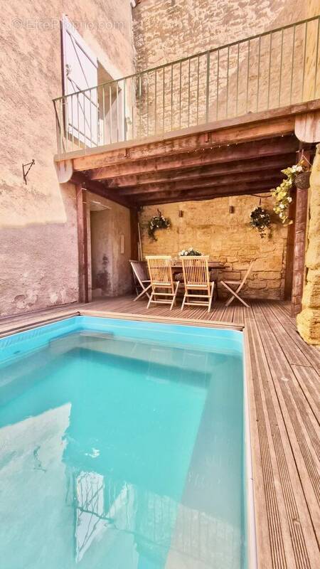 Maison à NEZIGNAN-L&#039;EVEQUE