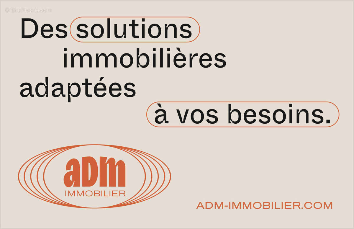 Terrain à SAINT-JEAN-LES-DEUX-JUMEAUX