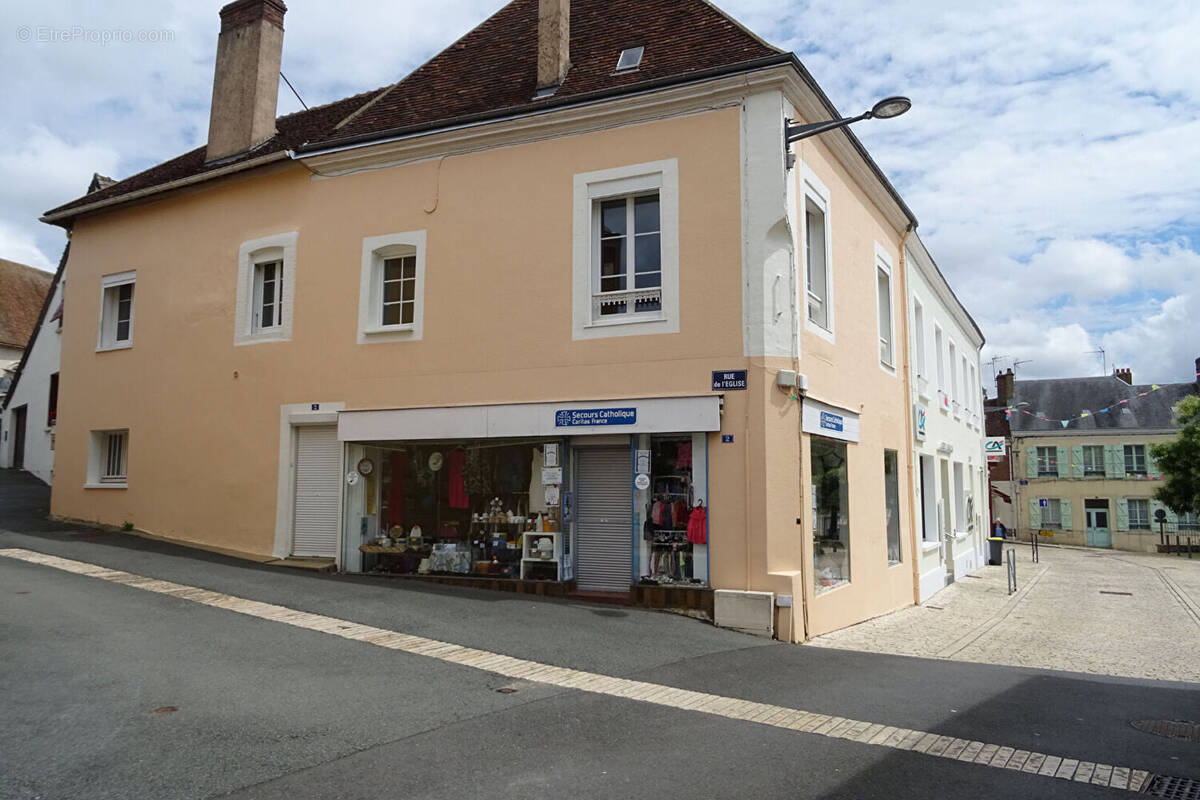 Appartement à AUTHON-DU-PERCHE