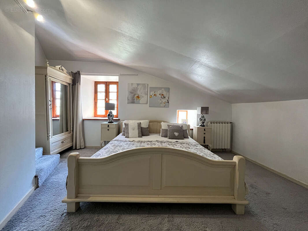 Maison à MONFLANQUIN