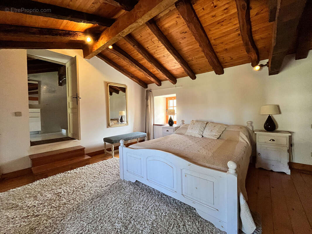 Maison à MONFLANQUIN