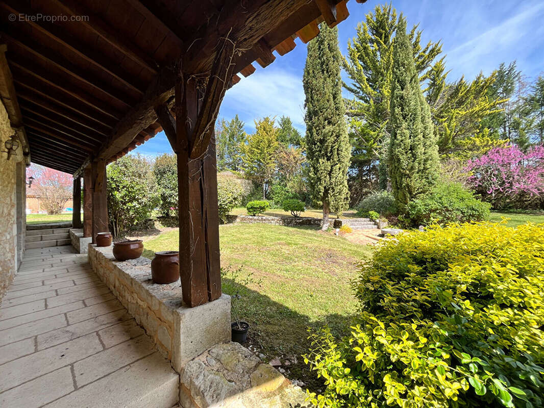 Maison à MONFLANQUIN