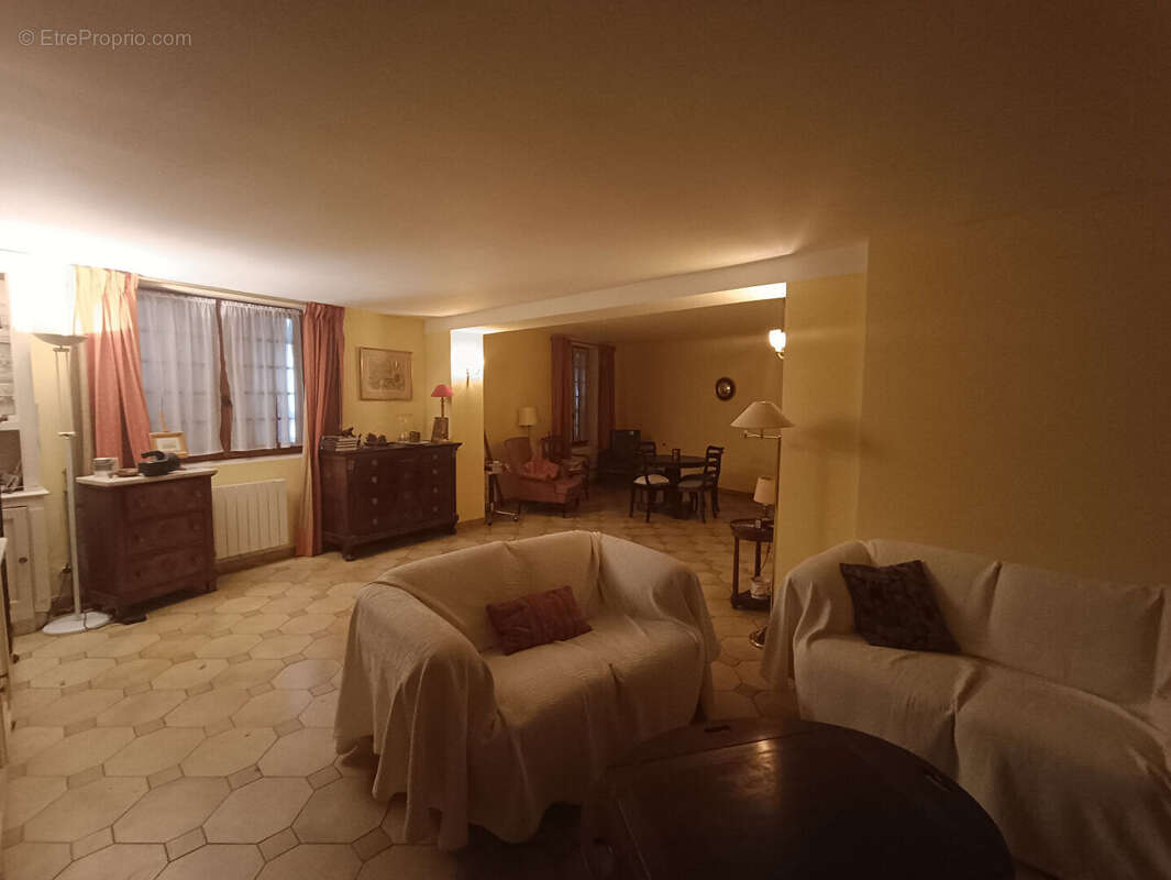 Maison à AMBLAINVILLE