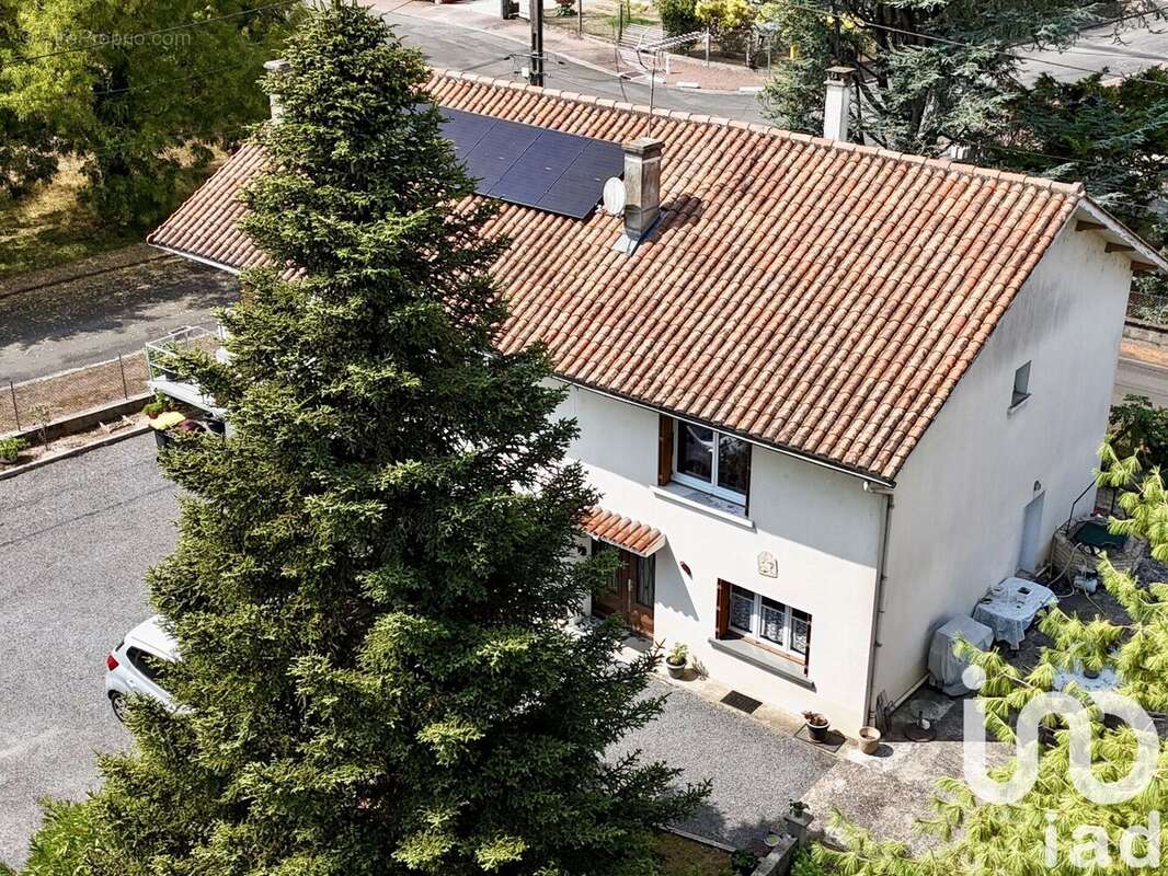 Photo 4 - Maison à LA COURONNE