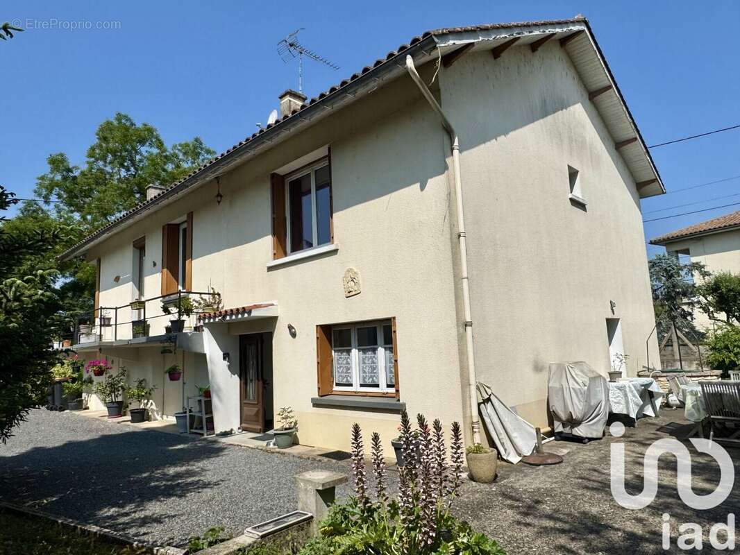 Photo 6 - Maison à LA COURONNE