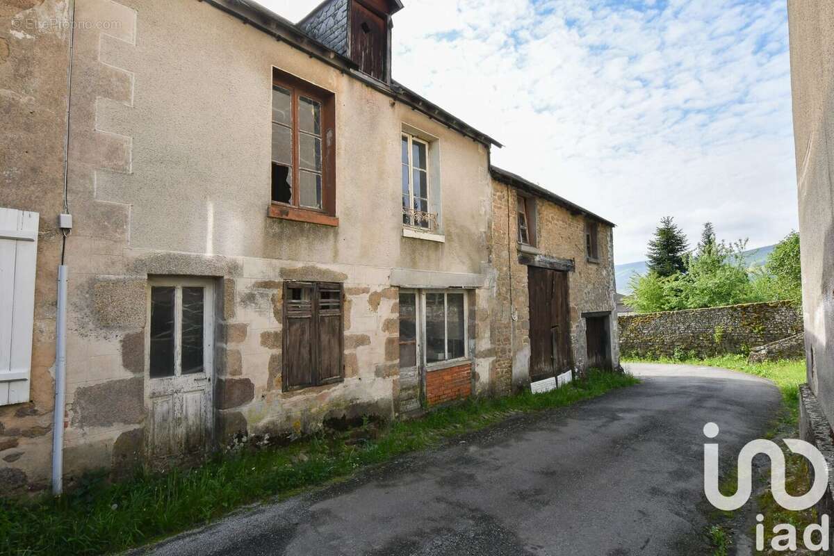 Photo 6 - Maison à BERSAC-SUR-RIVALIER