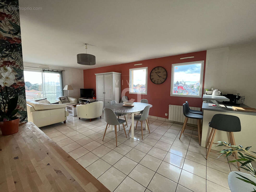 Appartement à BOUAYE