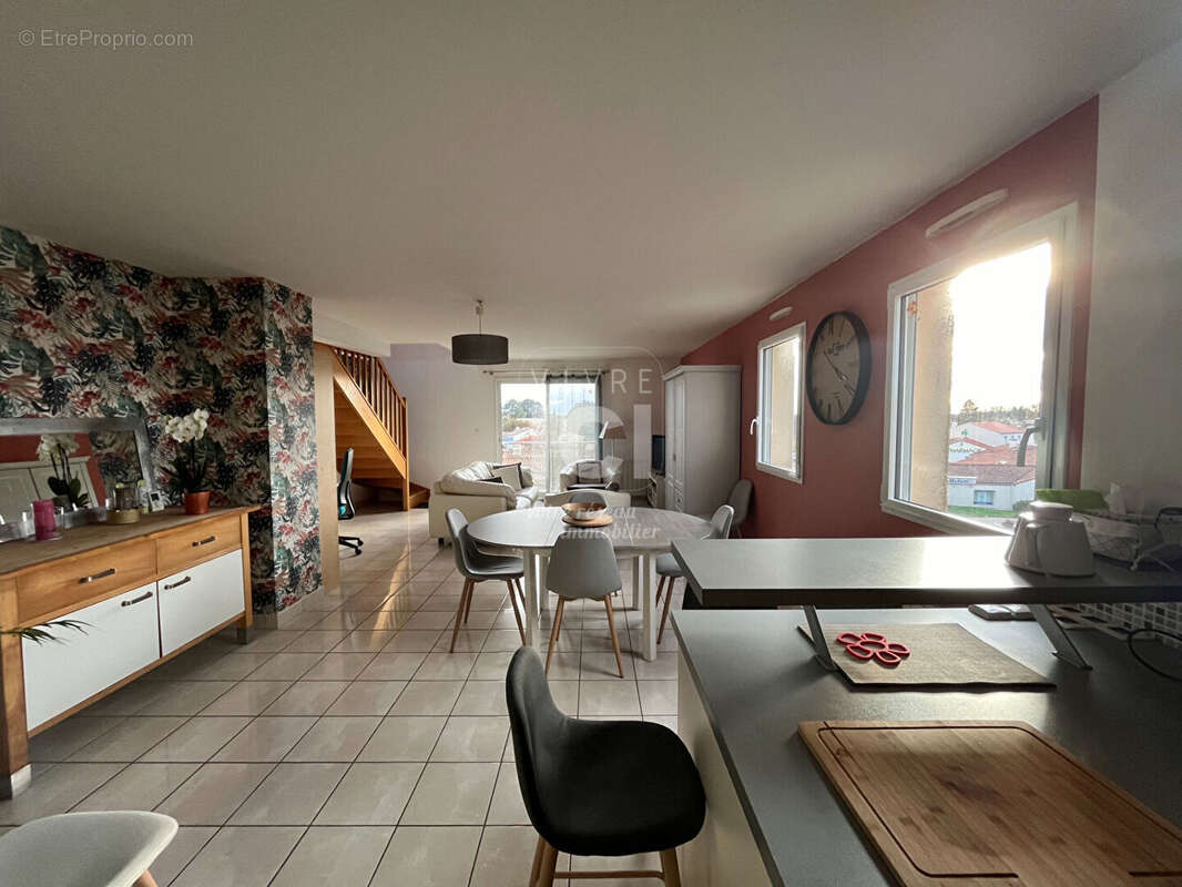 Appartement à BOUAYE