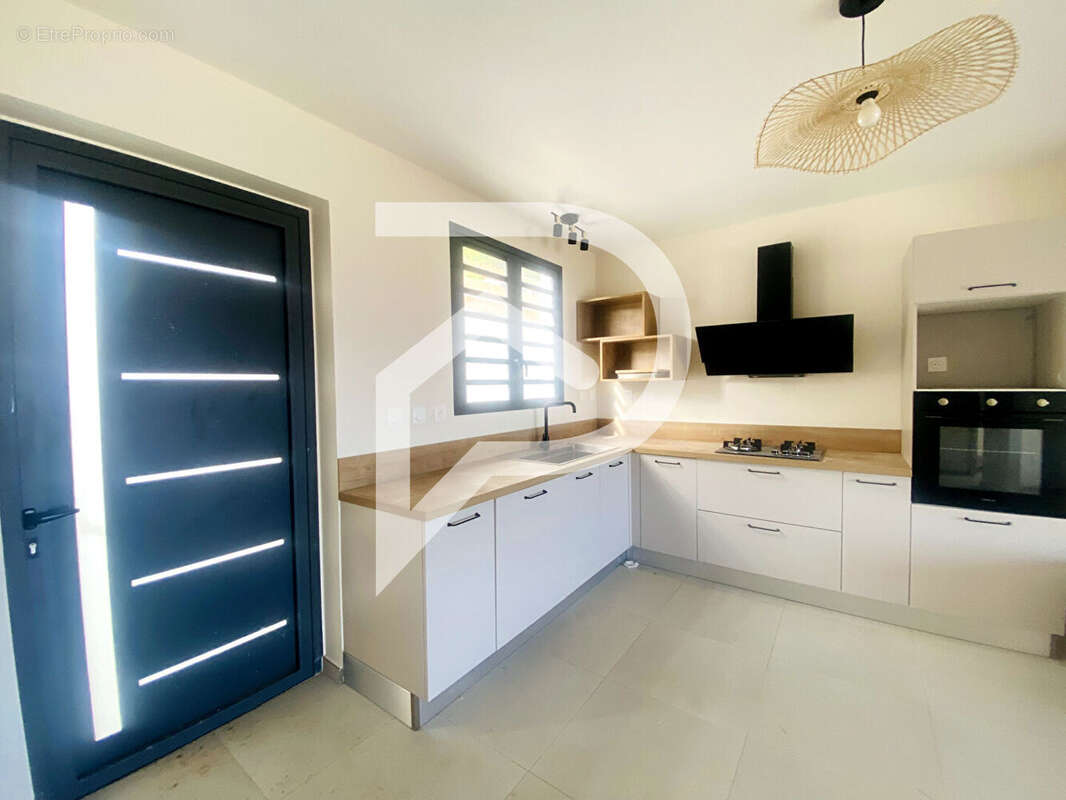 Maison à PETITE-ILE