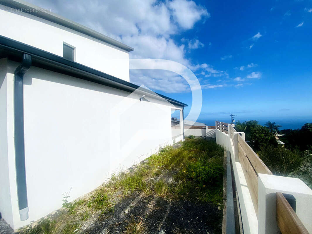 Maison à PETITE-ILE