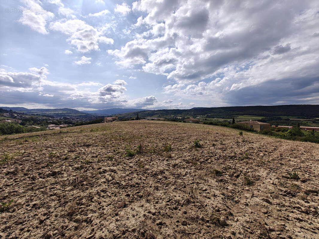 Terrain à LIMOUX