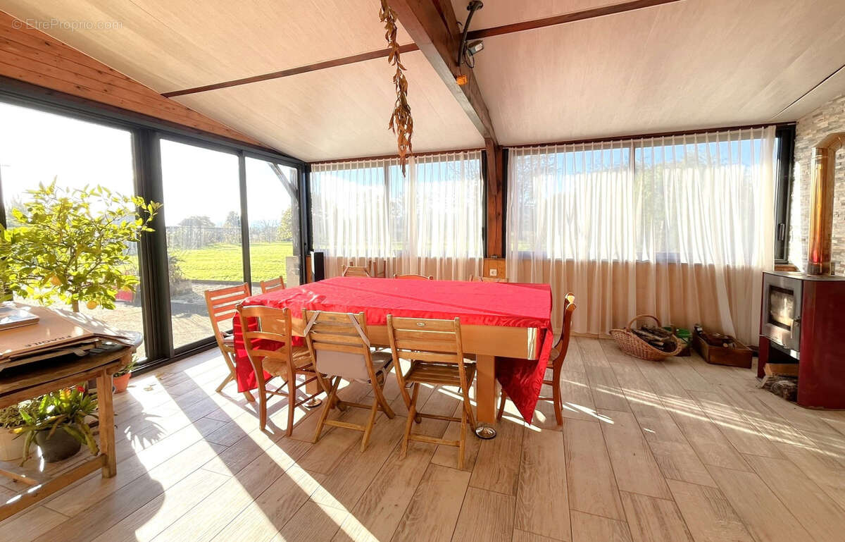 Maison à SAINT-DIDIER-SUR-CHALARONNE