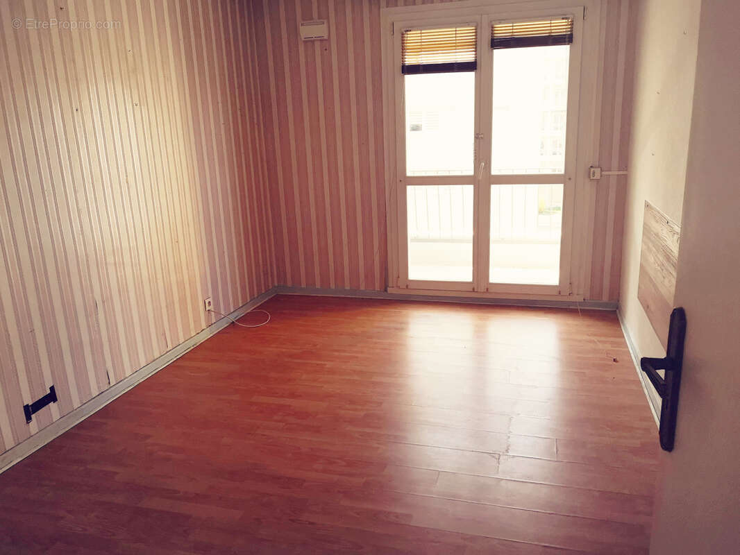 Appartement à ESSEY-LES-NANCY