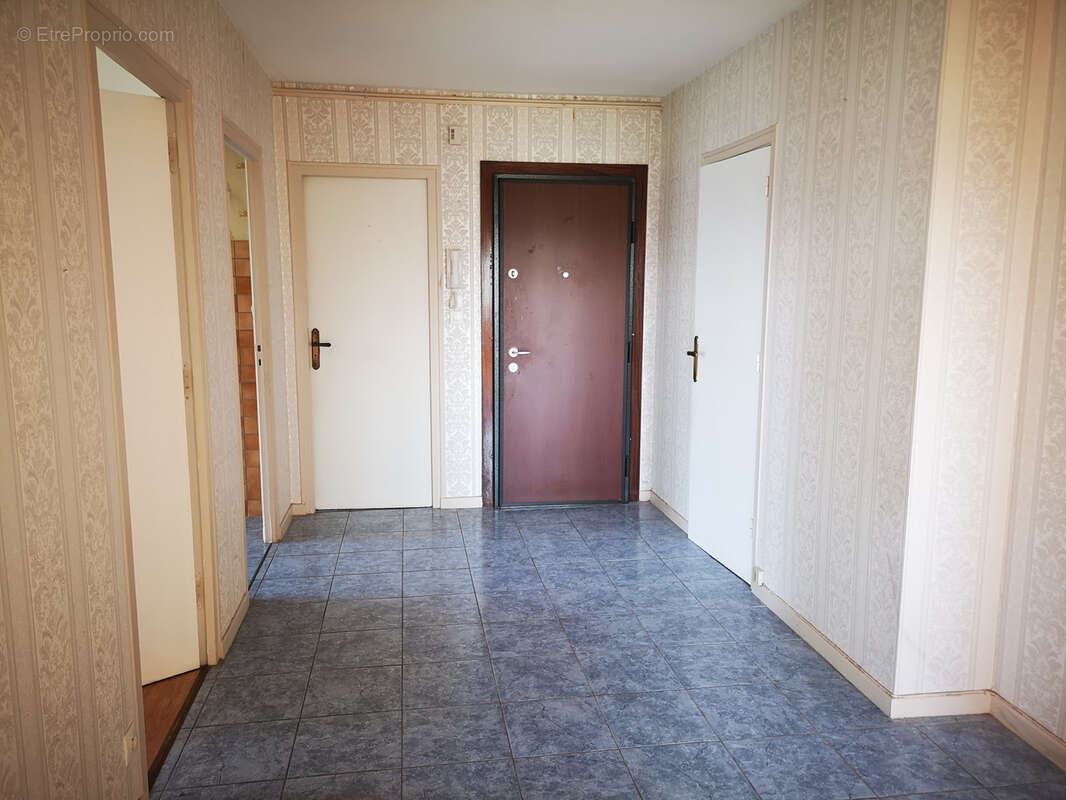 Appartement à ESSEY-LES-NANCY