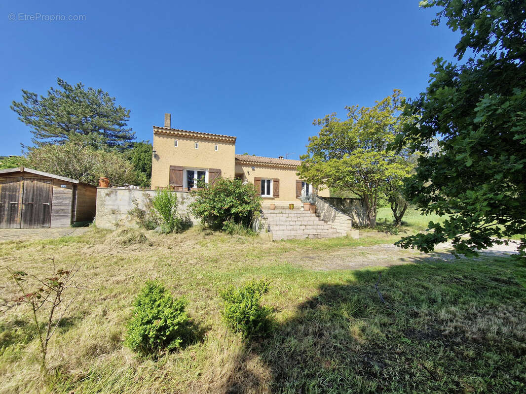 Maison à CHATEAUNEUF-DE-GADAGNE