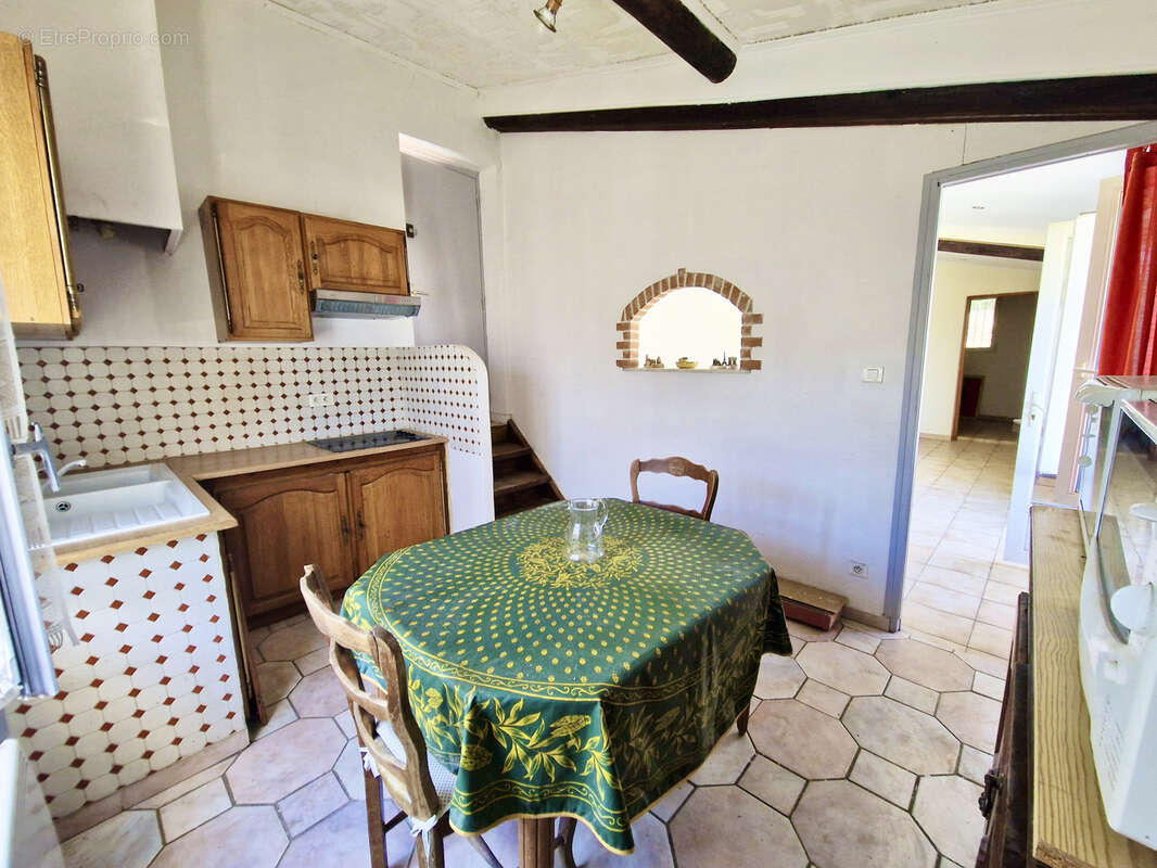 Maison à CHATEAUNEUF-DE-GADAGNE