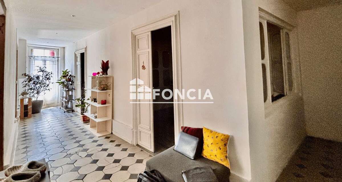 Appartement à LE TEIL