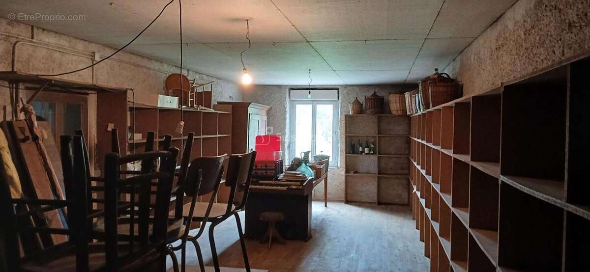 Maison à RADDON-ET-CHAPENDU