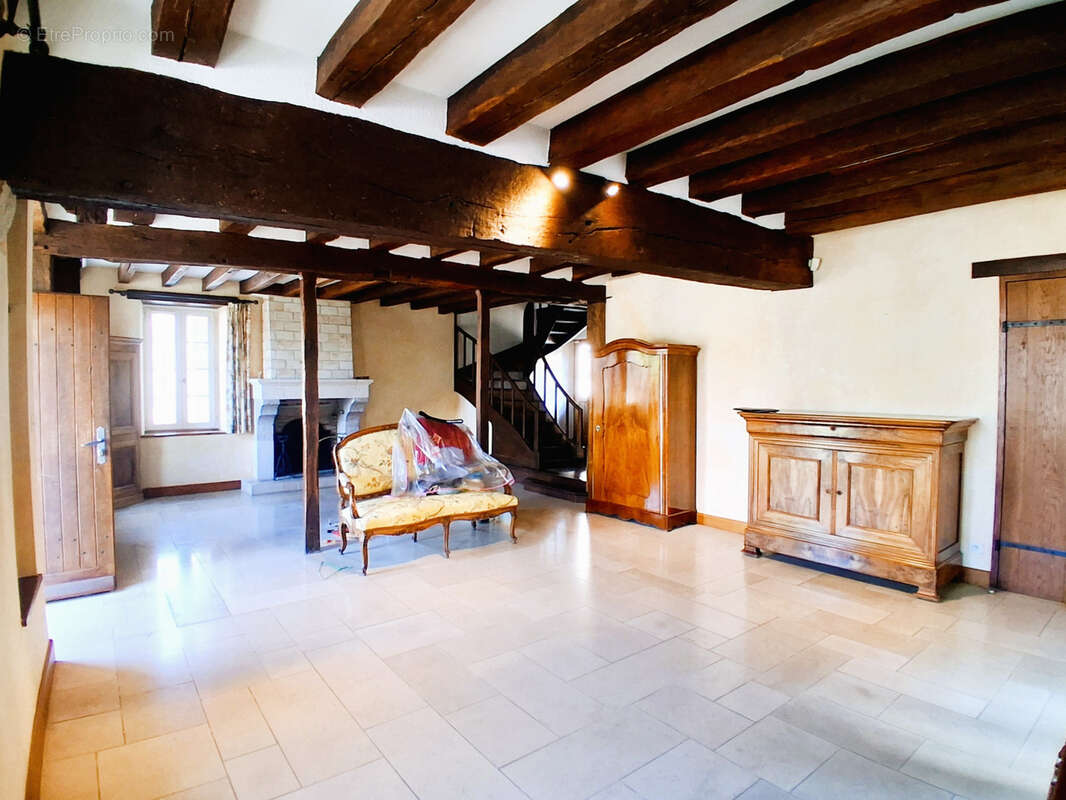 Maison à PIERREFITTE-ES-BOIS