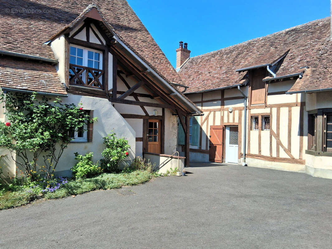 Maison à PIERREFITTE-ES-BOIS