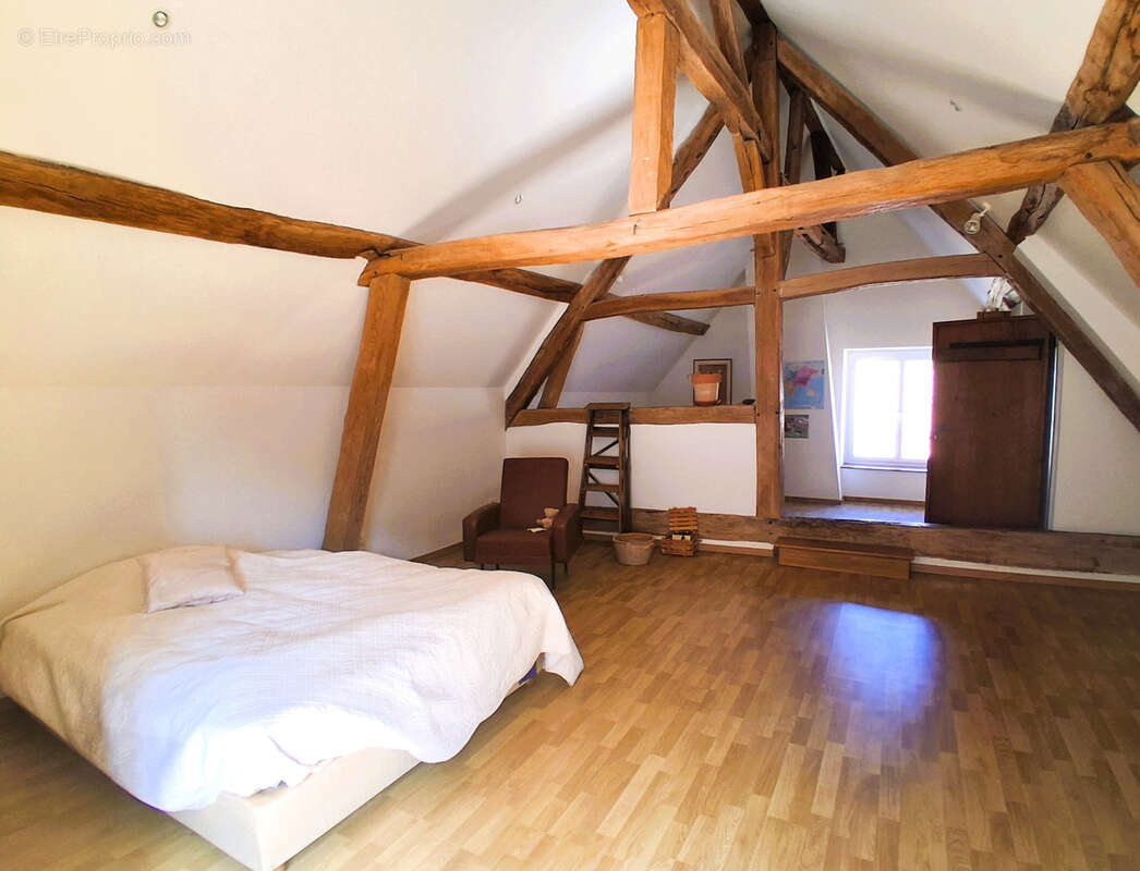 Maison à PIERREFITTE-ES-BOIS