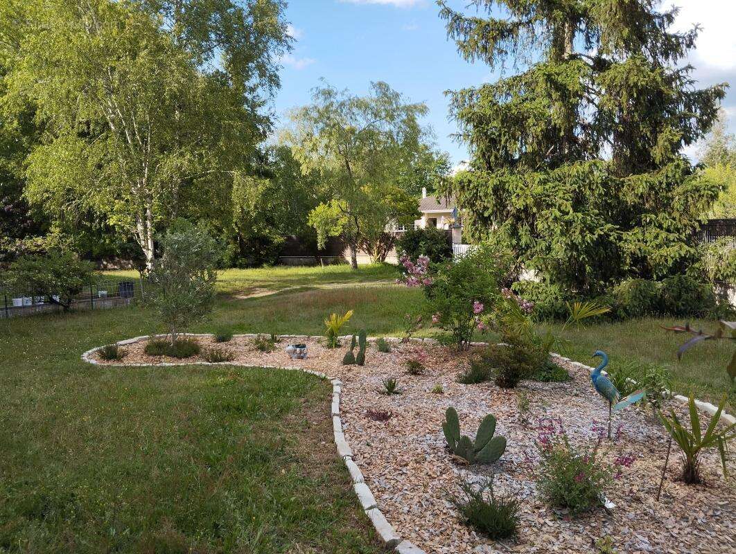 Maison à SAINT-PIERRE-DU-MONT