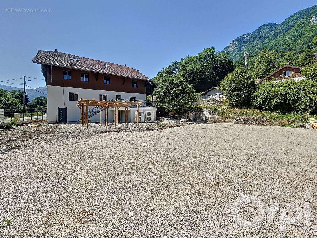 Appartement à MARIGNIER