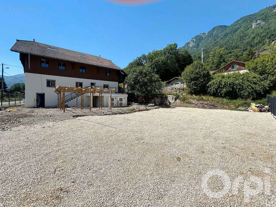 Appartement à MARIGNIER