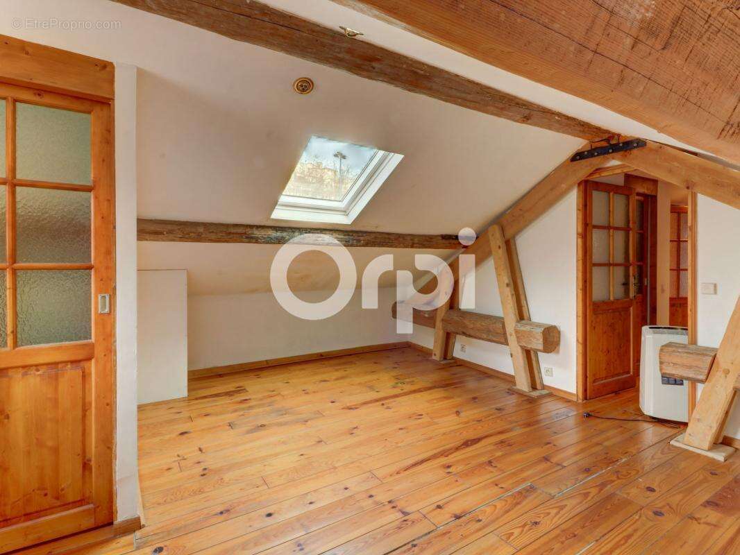 Appartement à FAYENCE