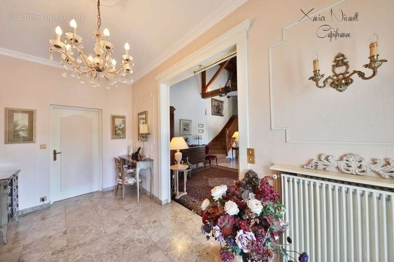 Maison à LA ROCHE-VINEUSE