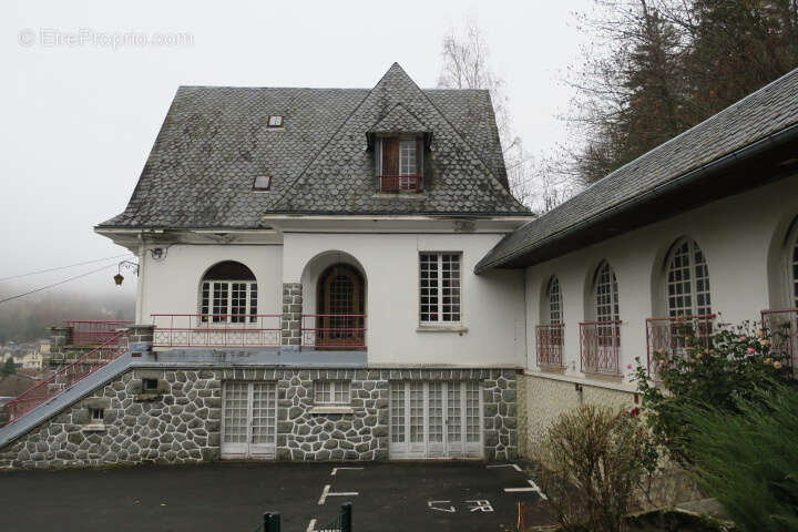 Maison à LA BOURBOULE
