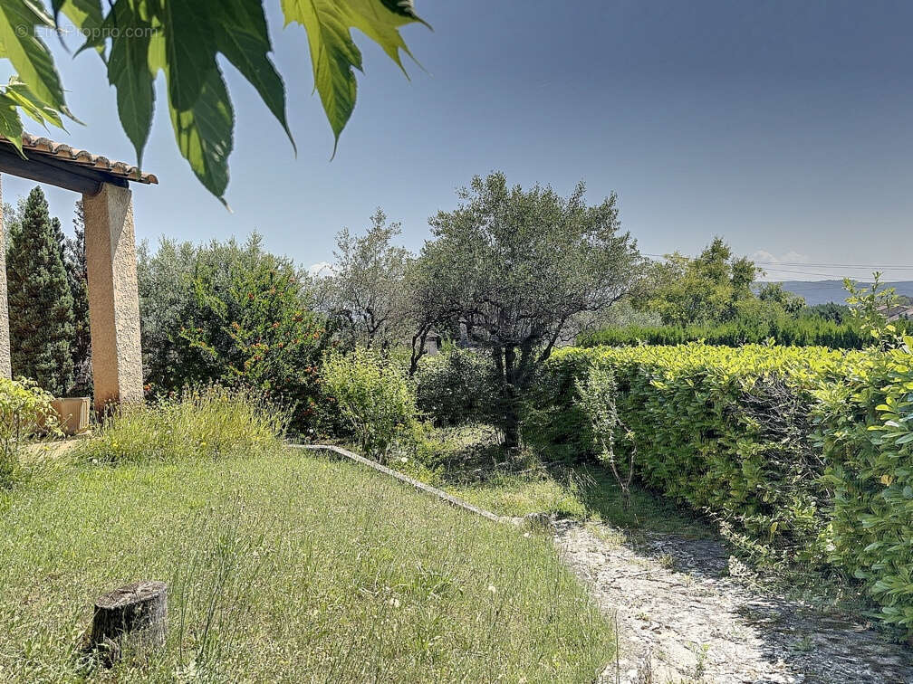Maison à VAISON-LA-ROMAINE