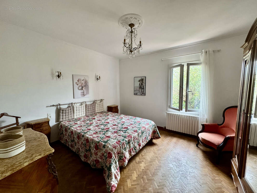 Maison à VAISON-LA-ROMAINE