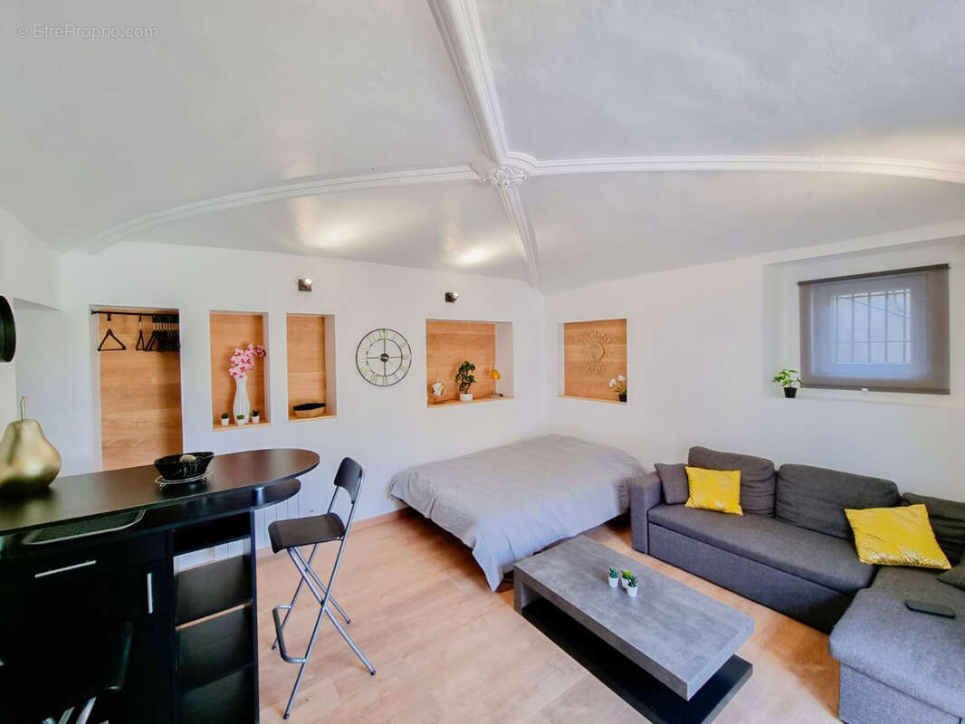 Appartement à PRIVAS