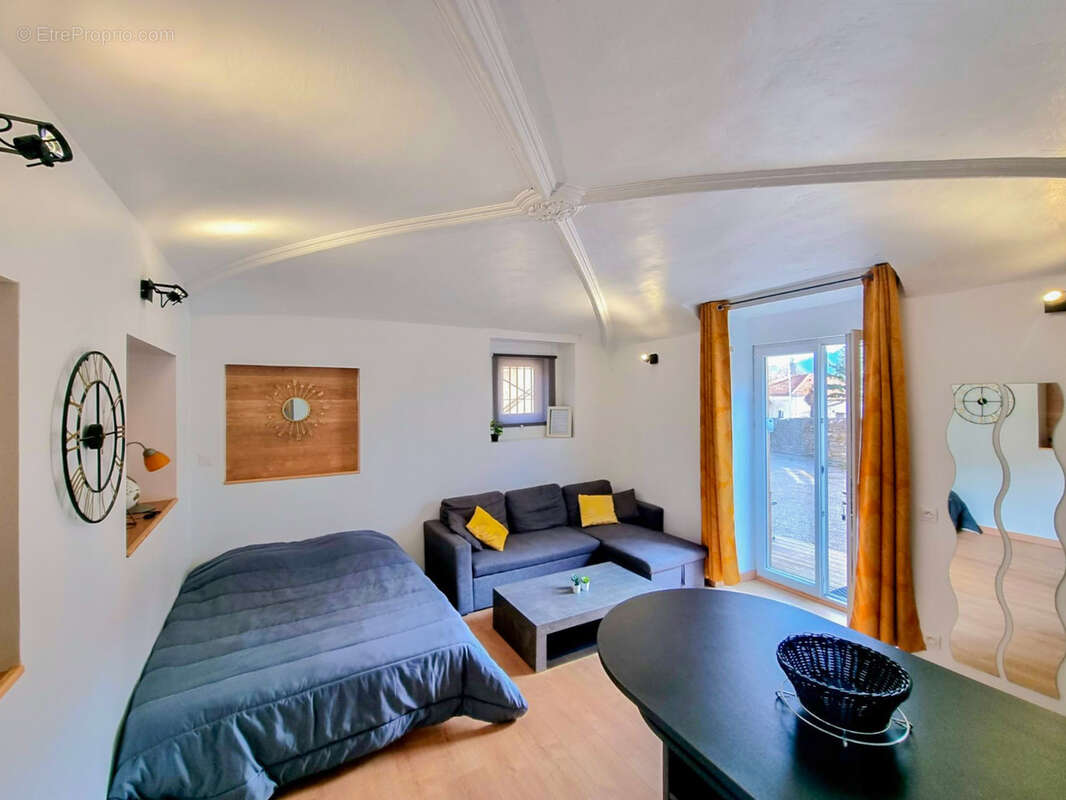 Appartement à PRIVAS