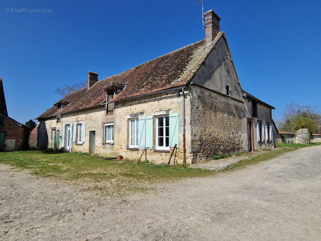 Maison à BROUE