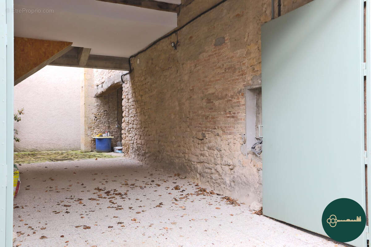 Maison à GONDREVILLE