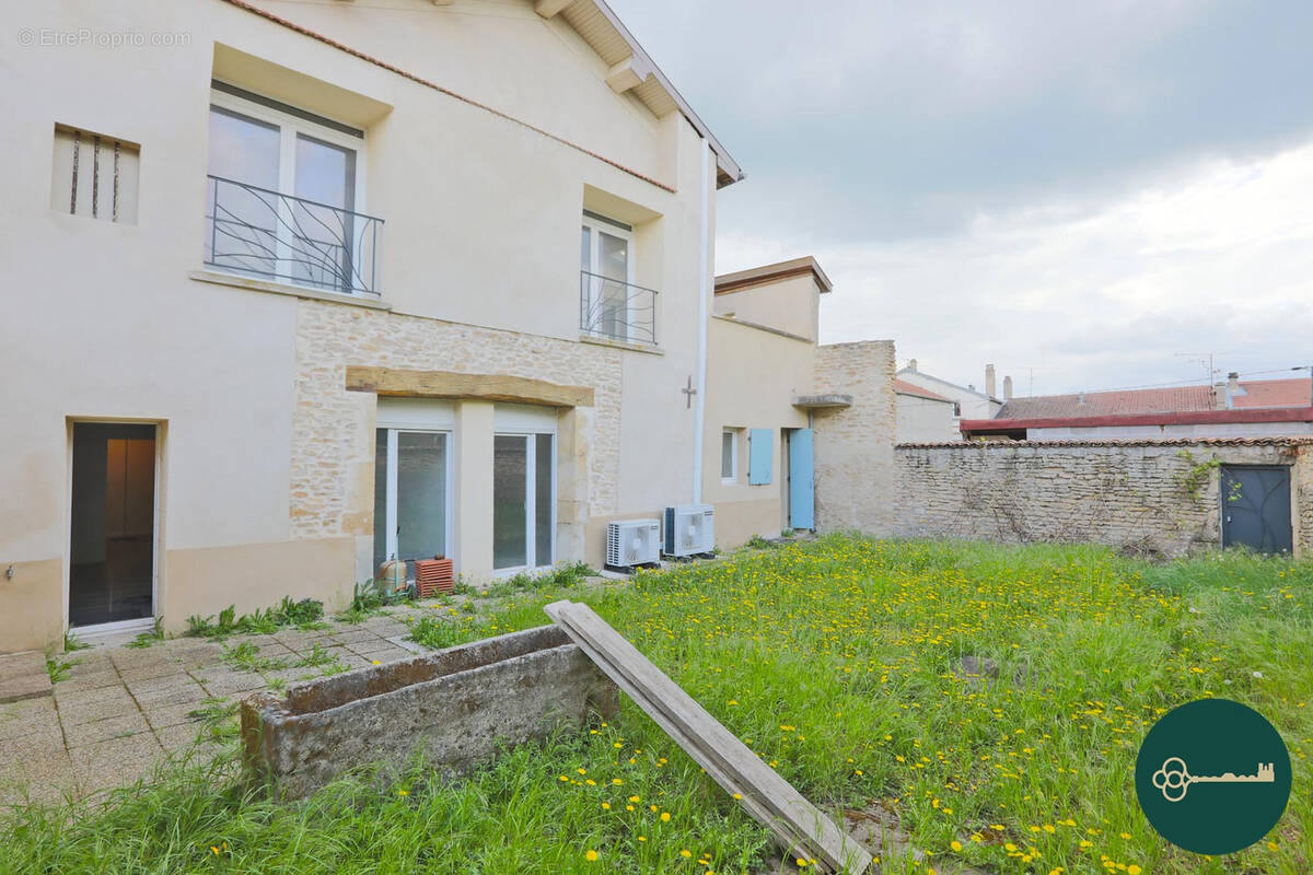 Maison à GONDREVILLE