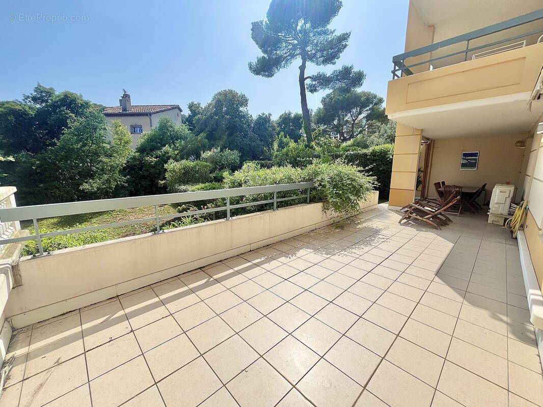 Appartement à FREJUS