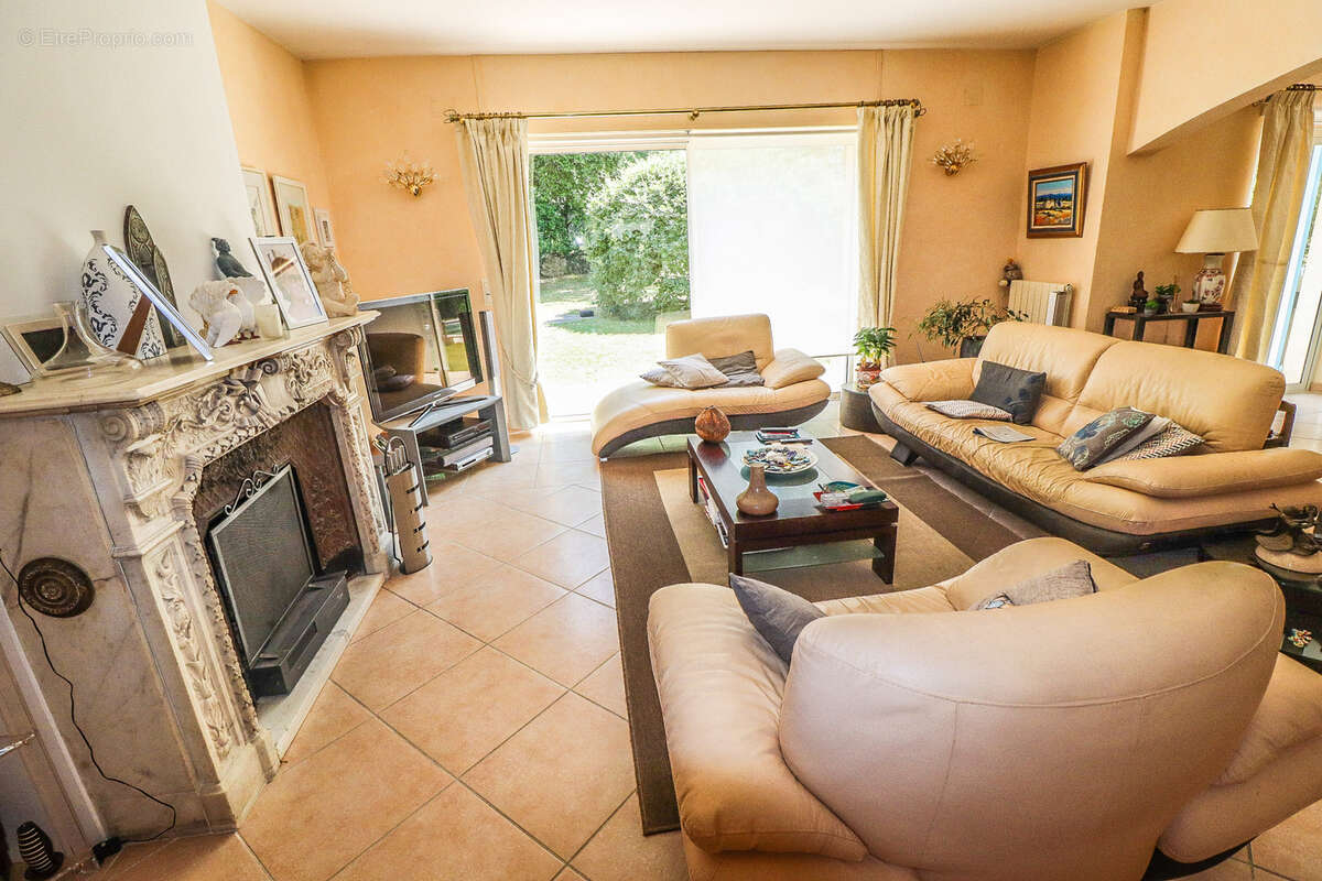 Maison à DRAGUIGNAN