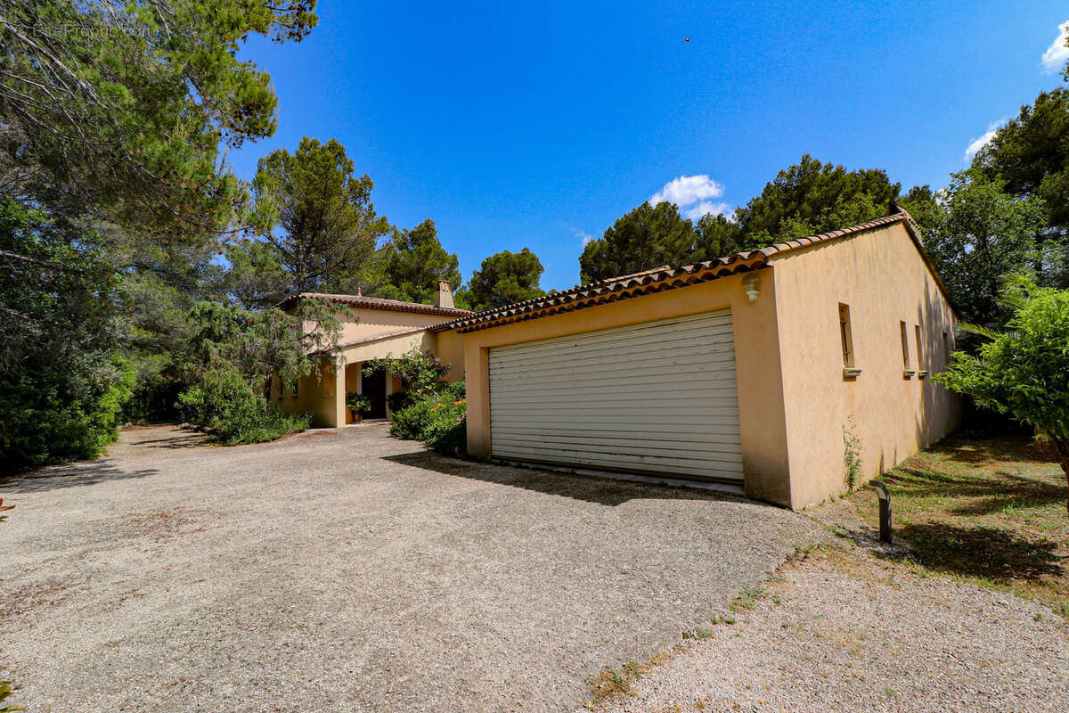 Maison à DRAGUIGNAN