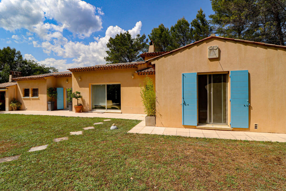 Maison à DRAGUIGNAN