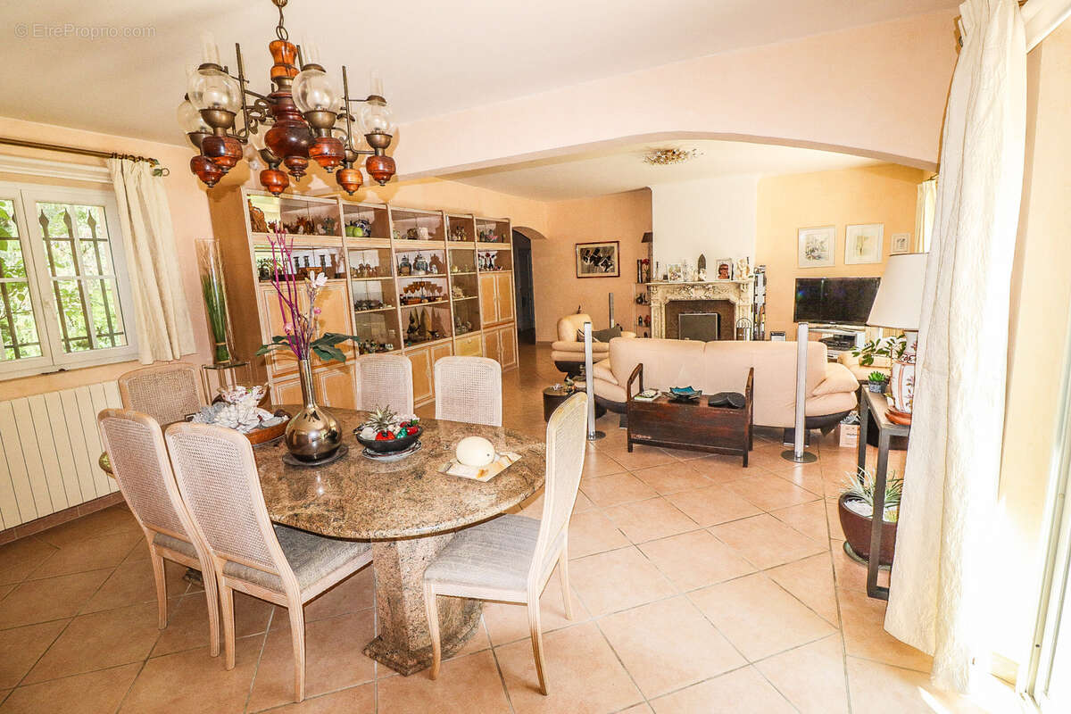 Maison à DRAGUIGNAN