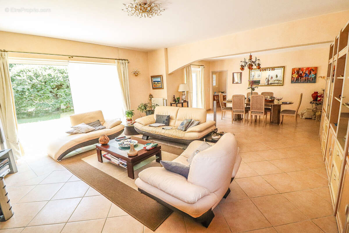 Maison à DRAGUIGNAN