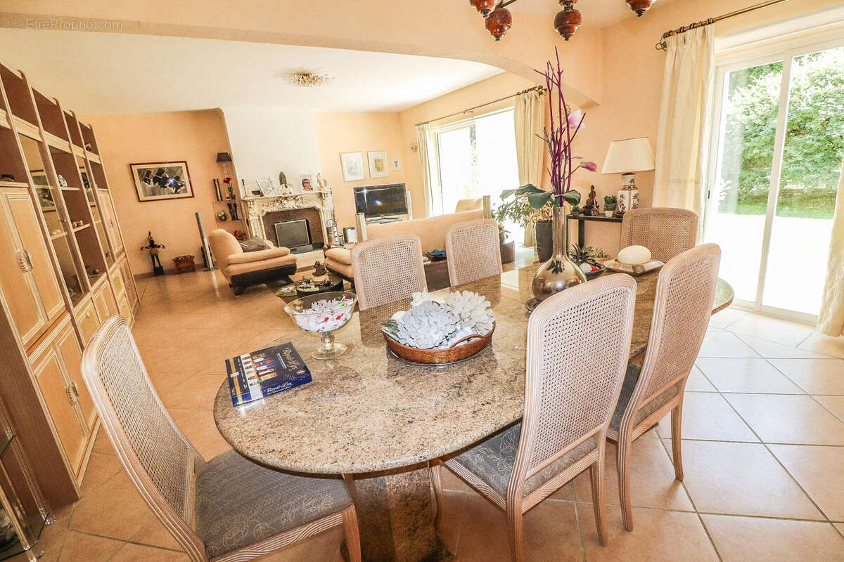 Maison à DRAGUIGNAN