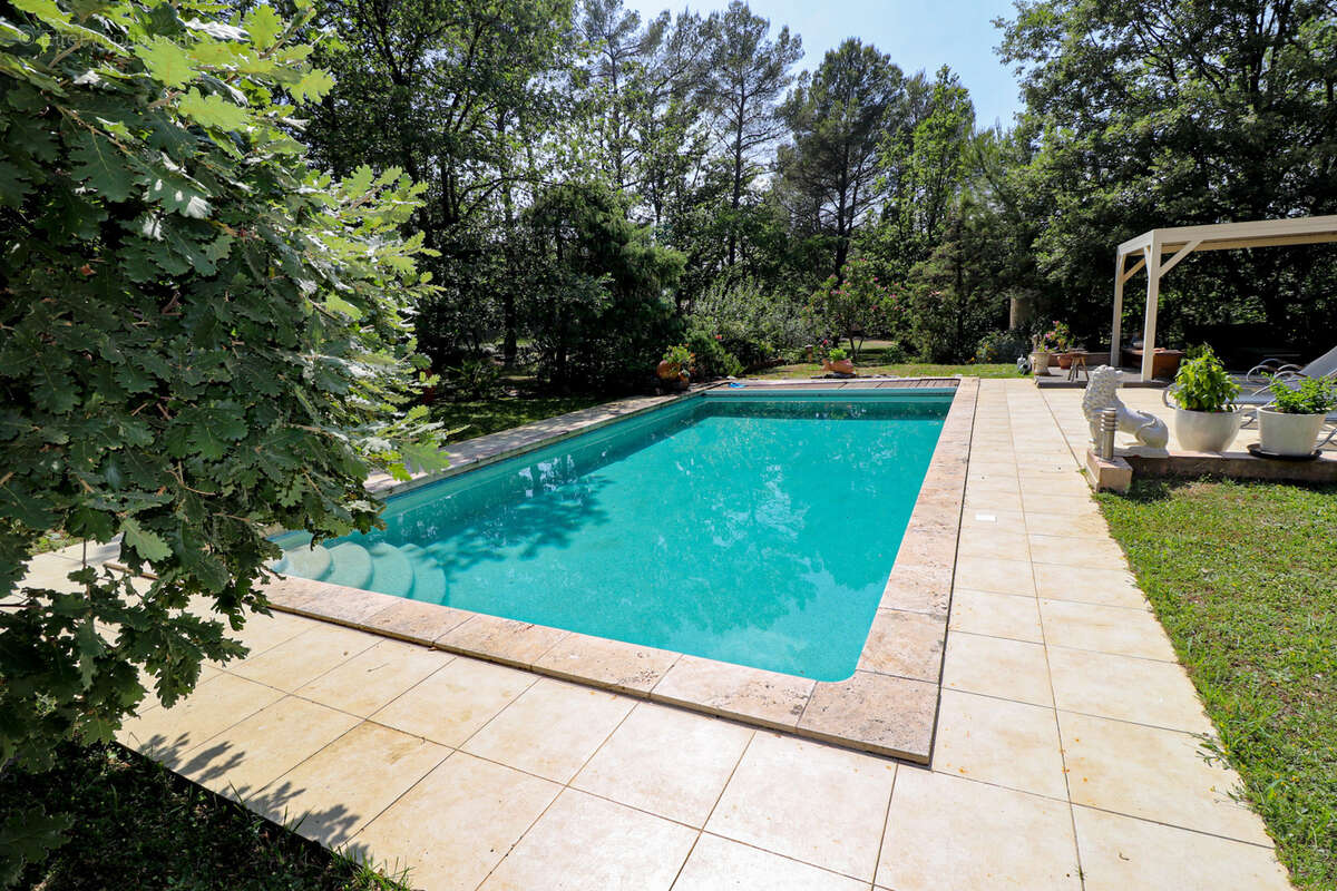 Maison à DRAGUIGNAN