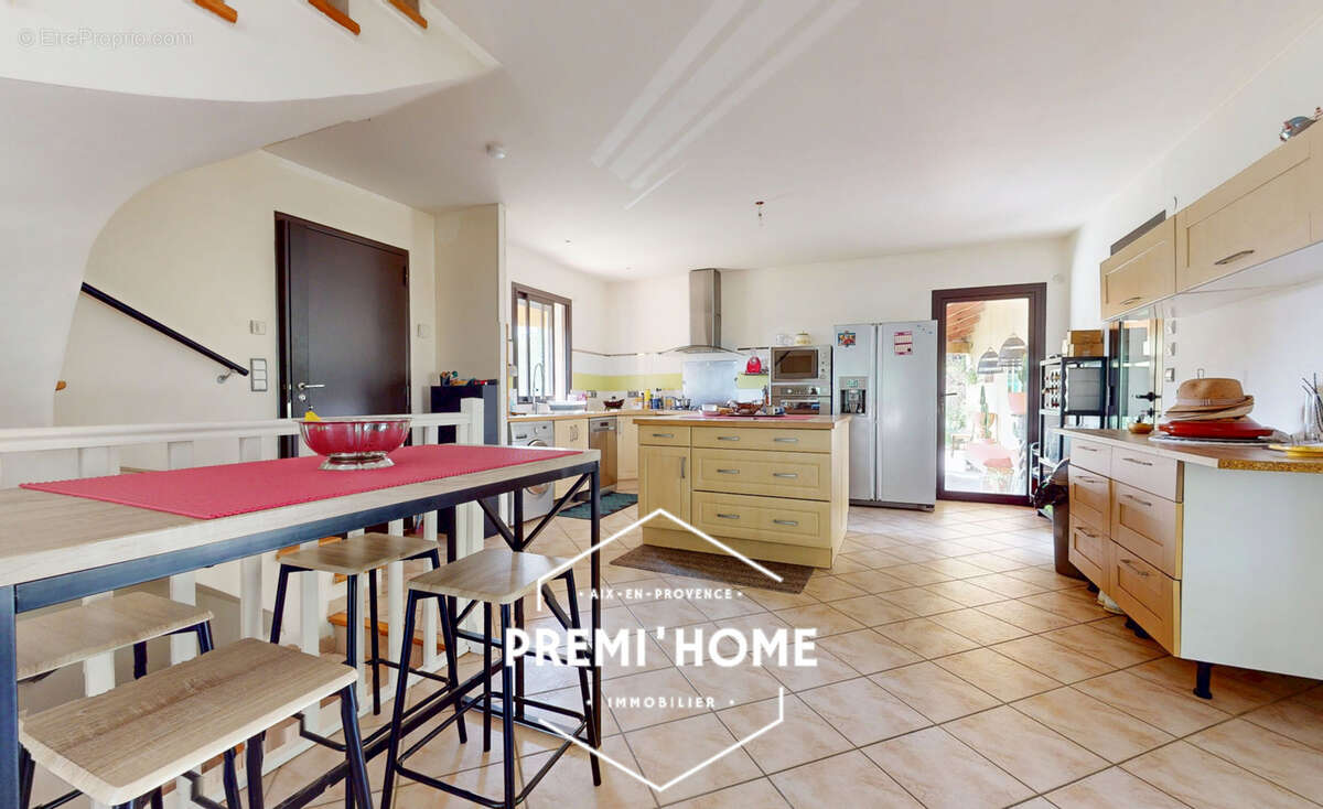 Maison à SALON-DE-PROVENCE