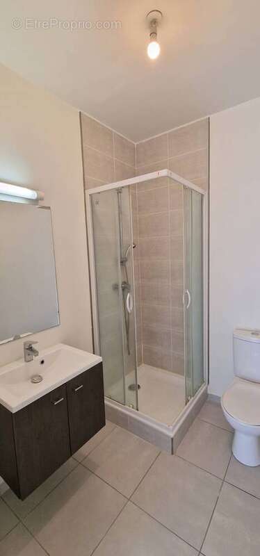 Appartement à ROQUEBRUNE-SUR-ARGENS