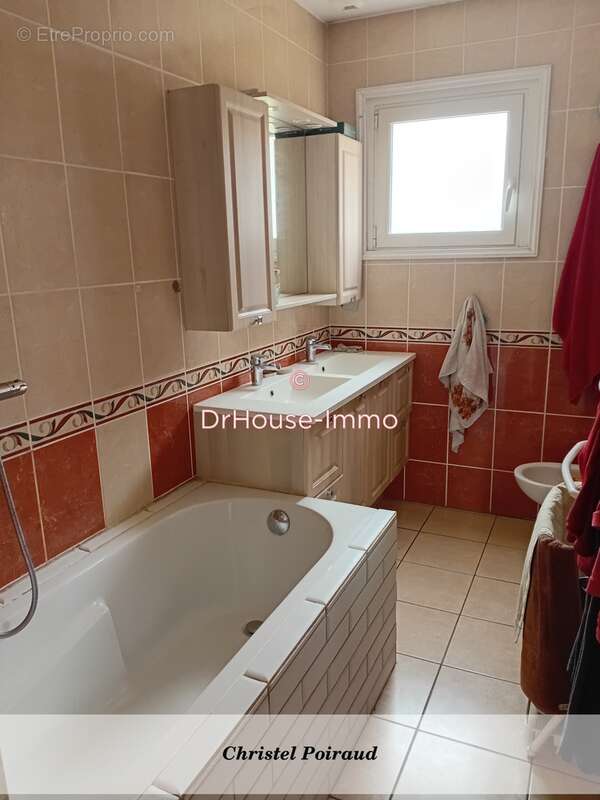 Maison à SAINT-ANDRE-DE-CUBZAC